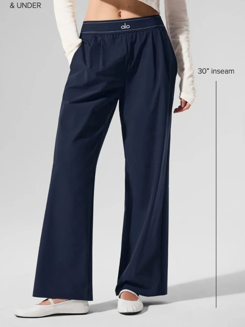 ✨NWT Alo Yoga Suit Up Trouser Navy Blue Regular Version 30 inches in length - Picture 8 of 10